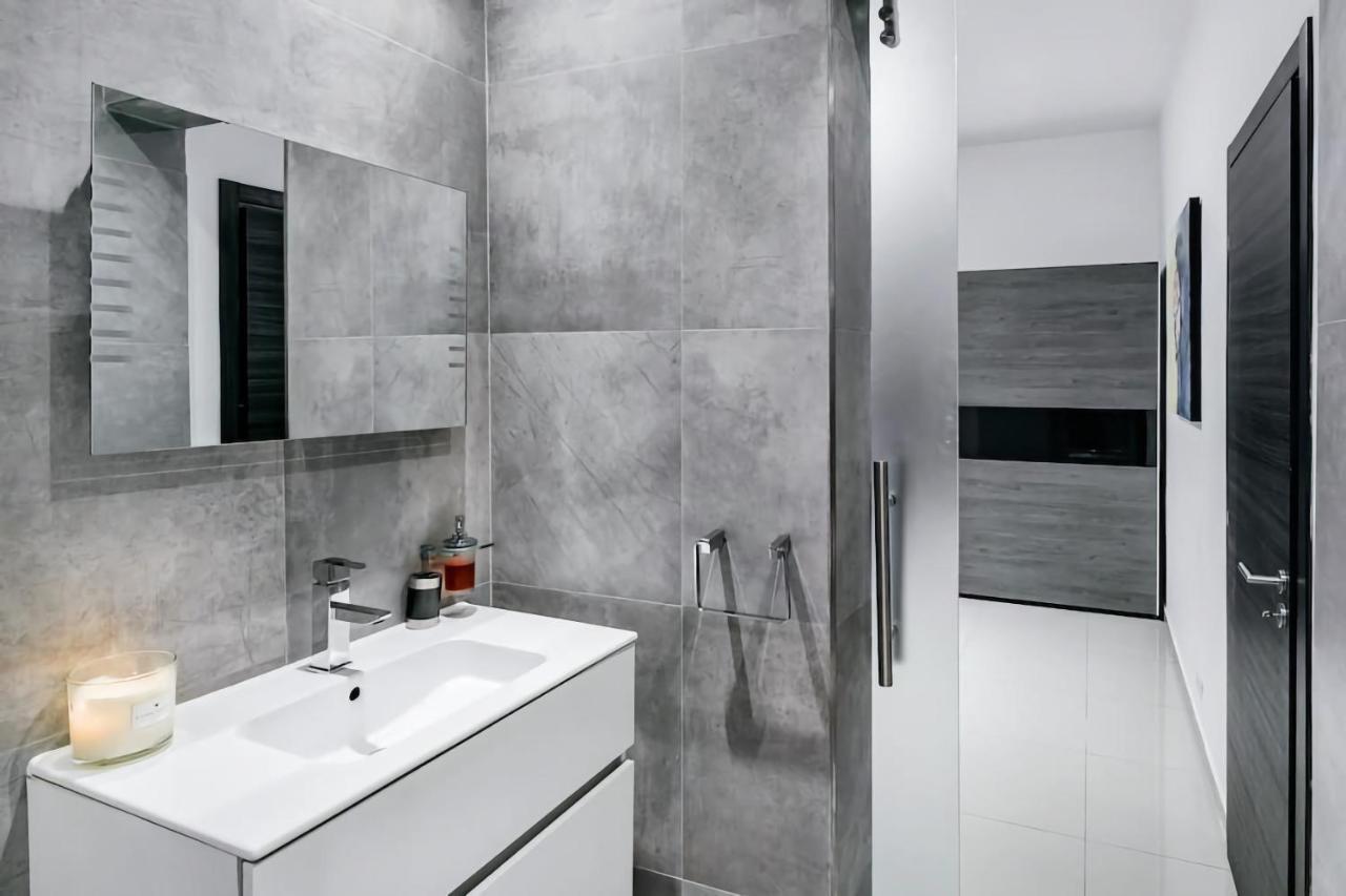Award Winning Apartment St Julians Saint Julian's Eksteriør billede